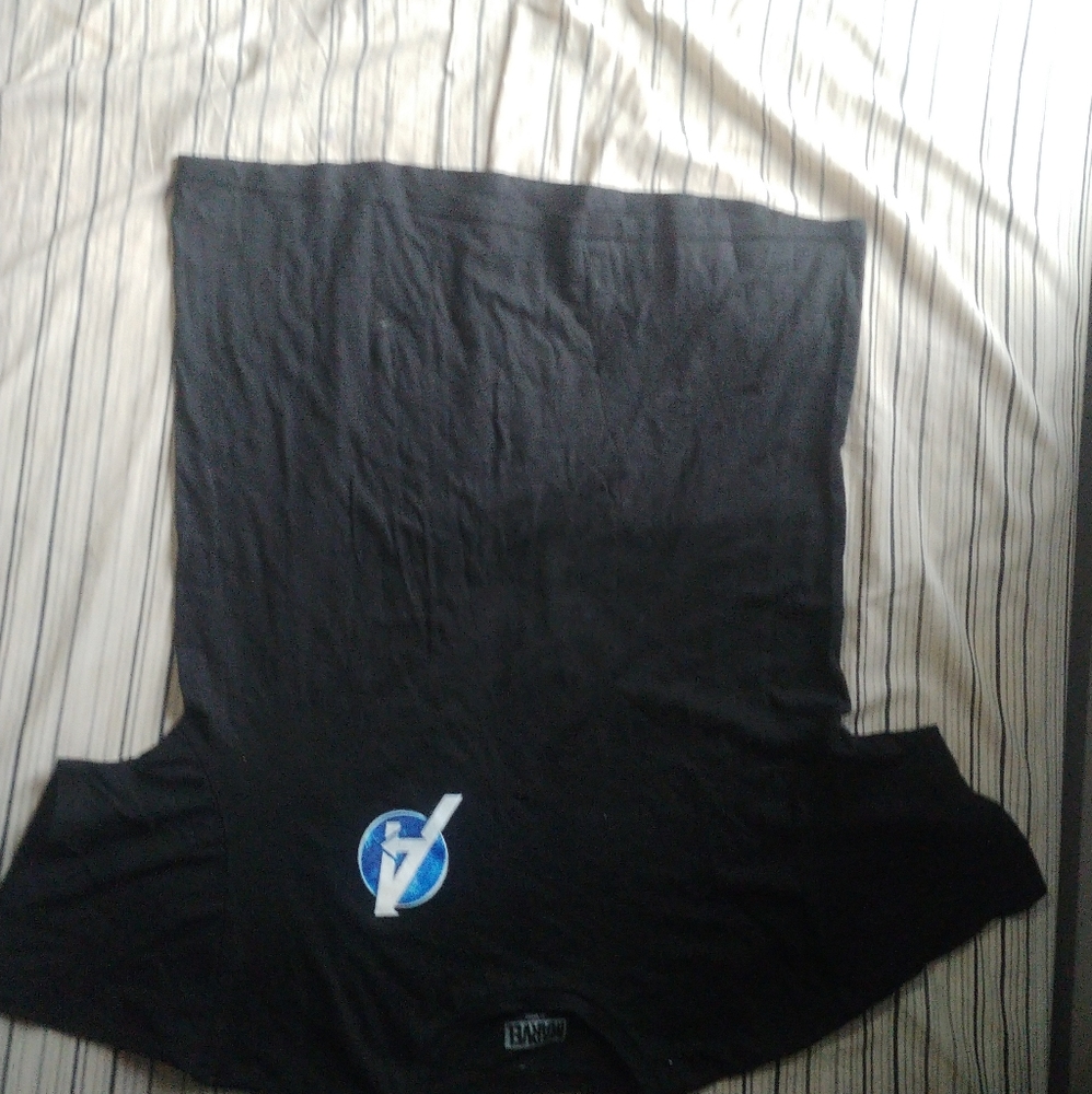MARVEL avengers t-shirt